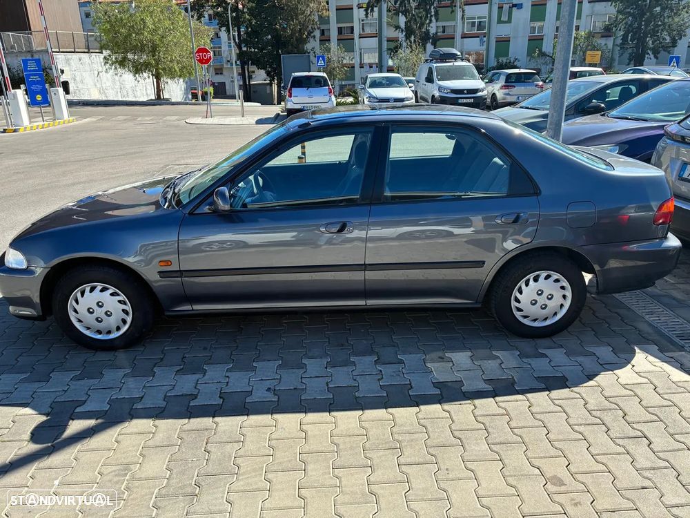 Honda Civic 1.5 LSi 16 V - 2