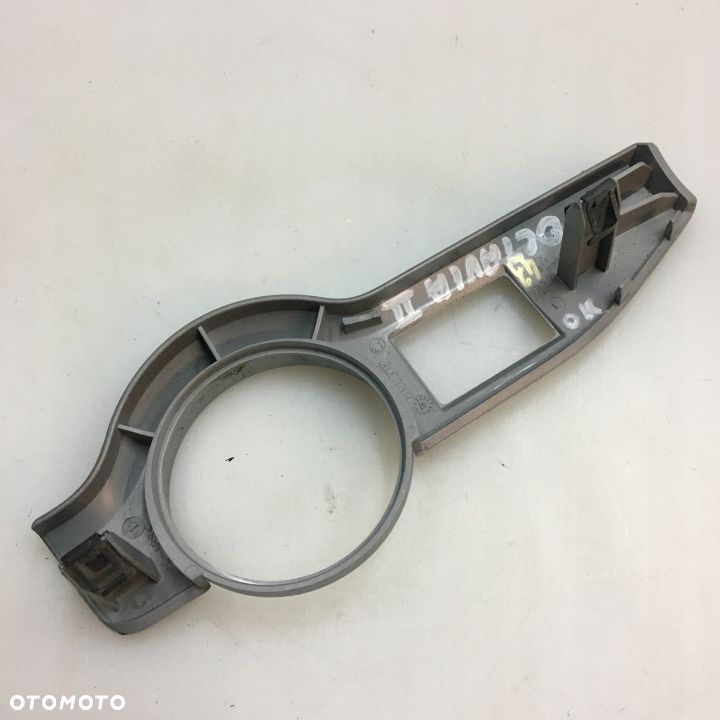 LISTWA DEKOR KONSOLI SKODA OCTAVIA II 1Z1858417 - 3