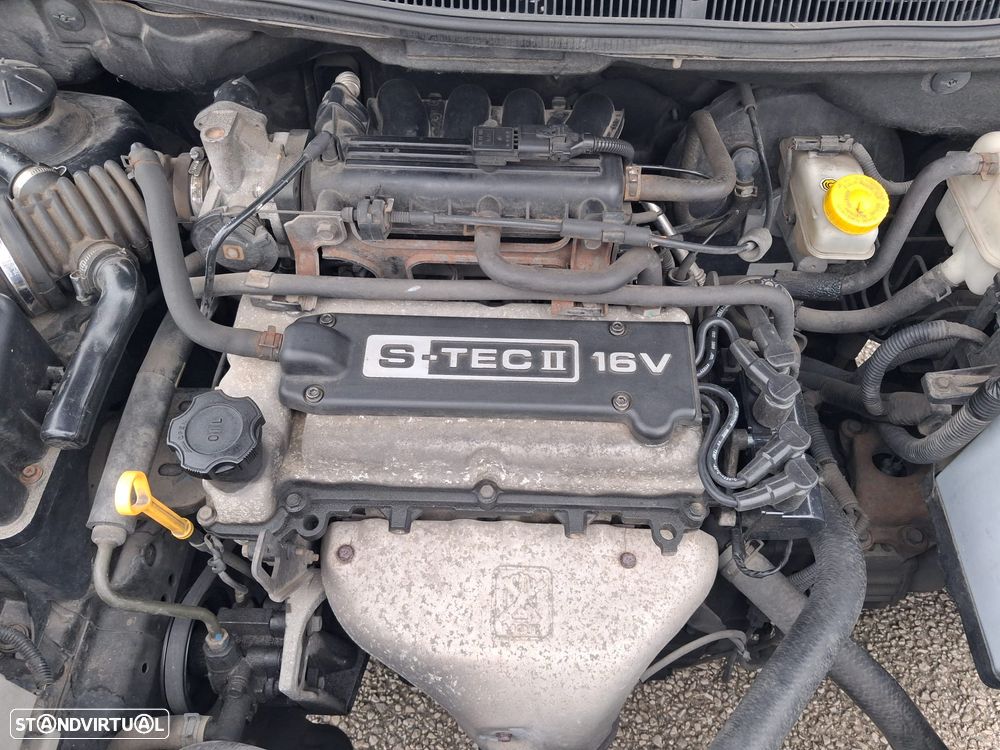 Chevrolet Aveo 1.2 L - 9