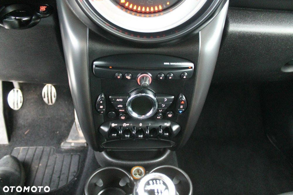 MINI Countryman - 16