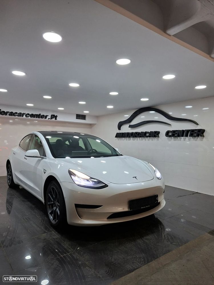 Tesla Model 3 Standard Range Plus RWD - 1