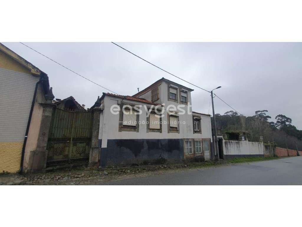 Moradia T6 com terreno de 1713m2, capacidade de construção loteamento - Grande imagem: 2/24