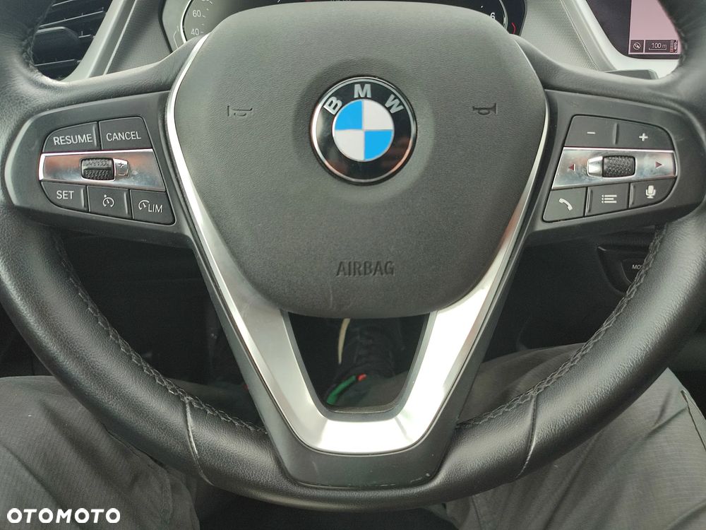 BMW Seria 2 218i Edition Colorvision - 18
