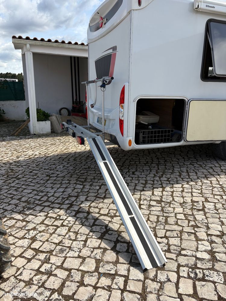 Burstner Aviano Aviano 727 cama central - 56