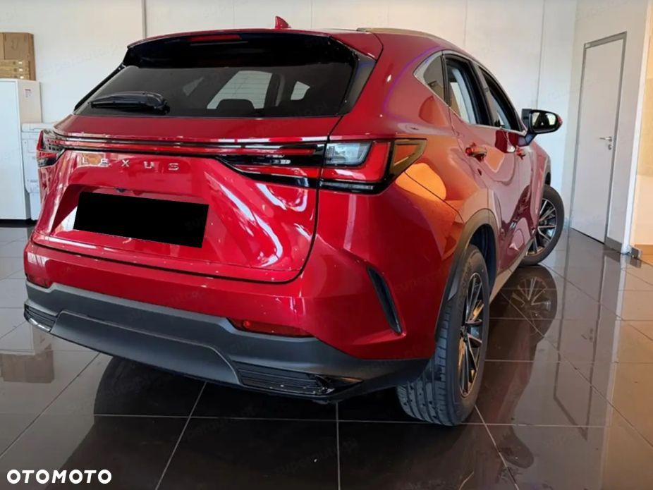 Lexus NX - 4