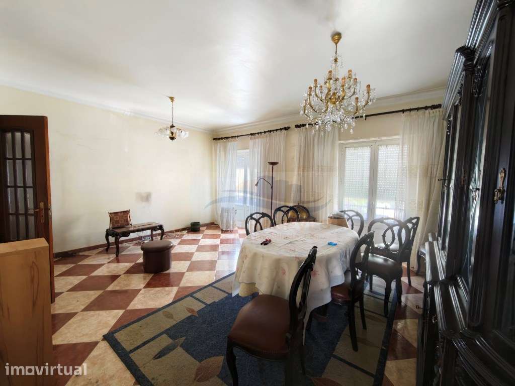 T2/T3 pronto a habitar com varanda na Amadora - Grande imagem: 2/8