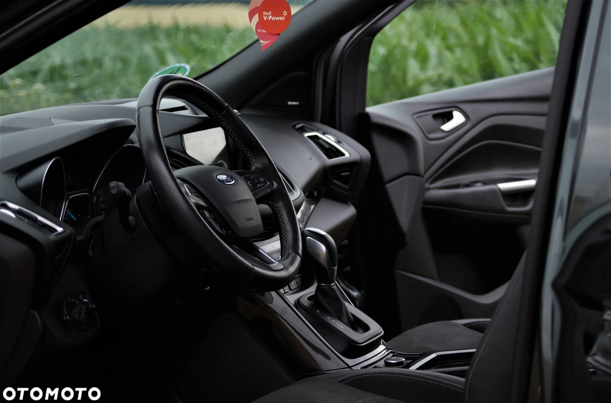Ford Kuga - 25