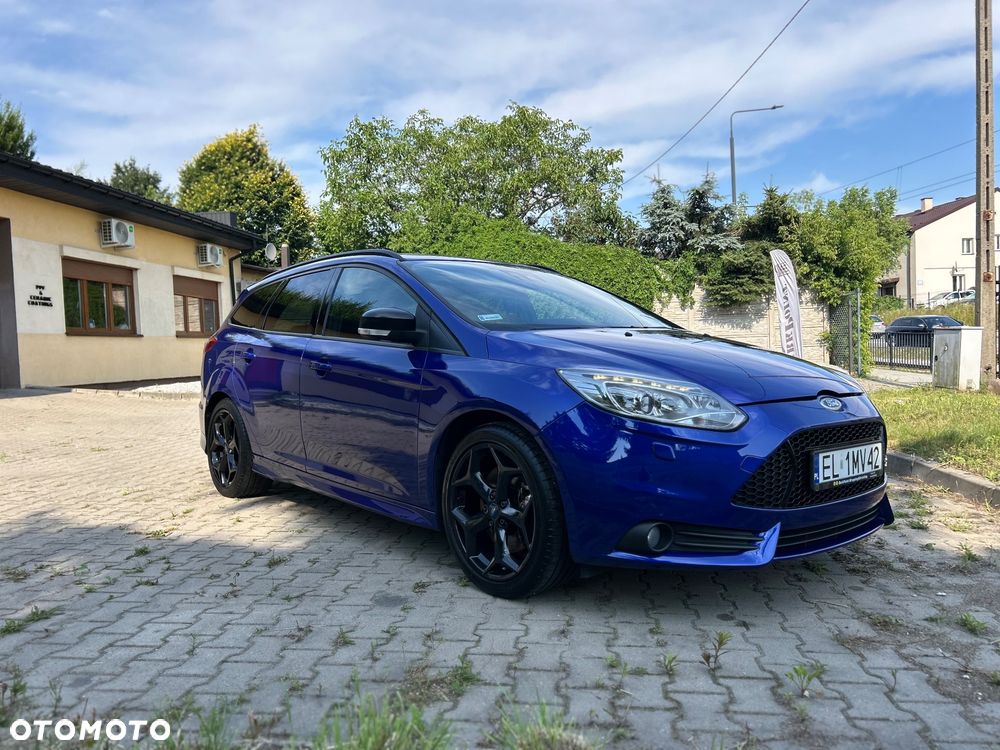 Ford Focus ST - 7