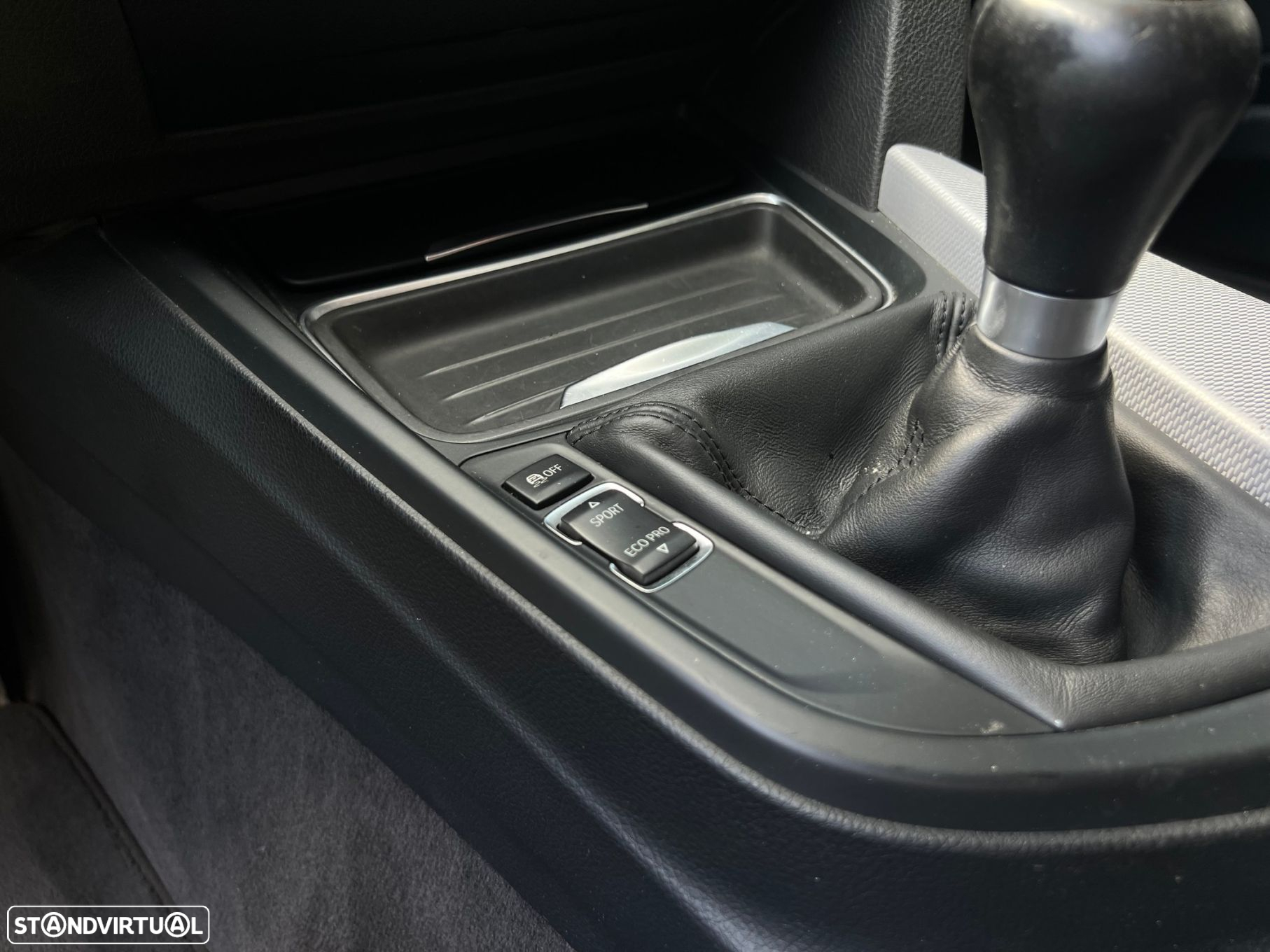 BMW 318 d Touring Pack M - 30