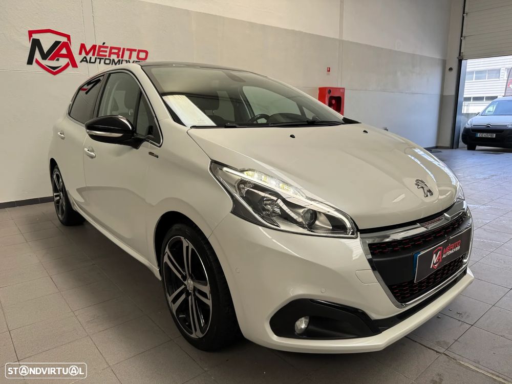 Peugeot 208 - 2