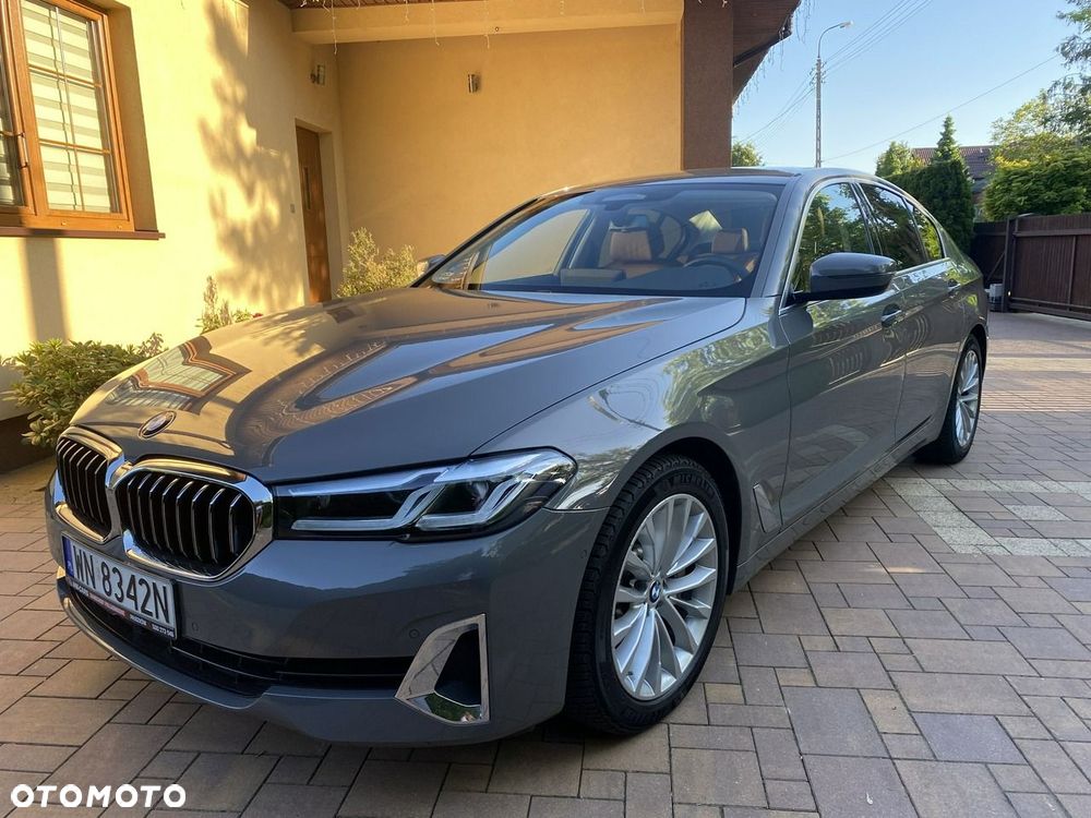BMW Seria 5 530i xDrive mHEV Luxury Line