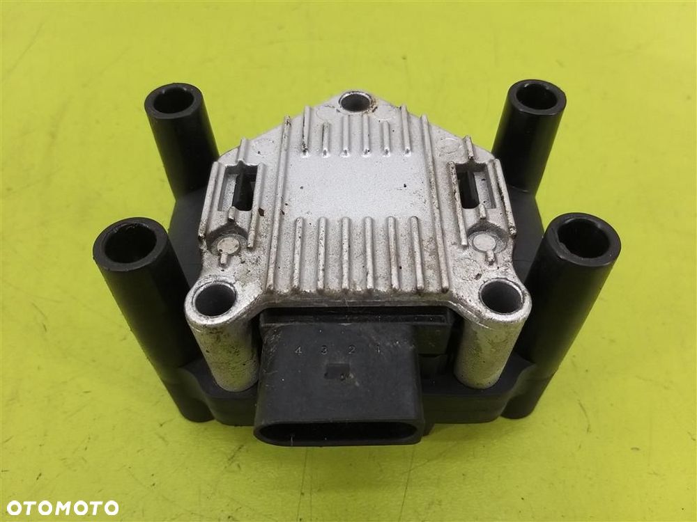 Cewka zapłonowa Seat Toledo II 1999-2004 1,6 BENZYNA 06B905106A 4 PINY - 1