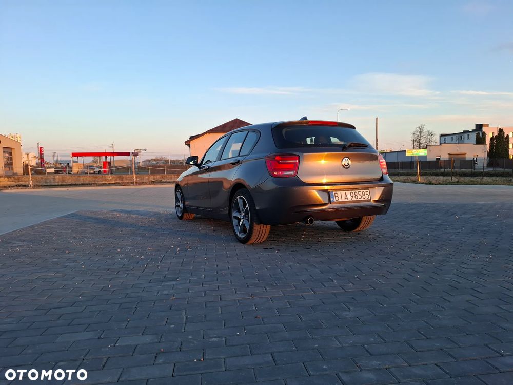 BMW Seria 1 116d Sport Line - 8