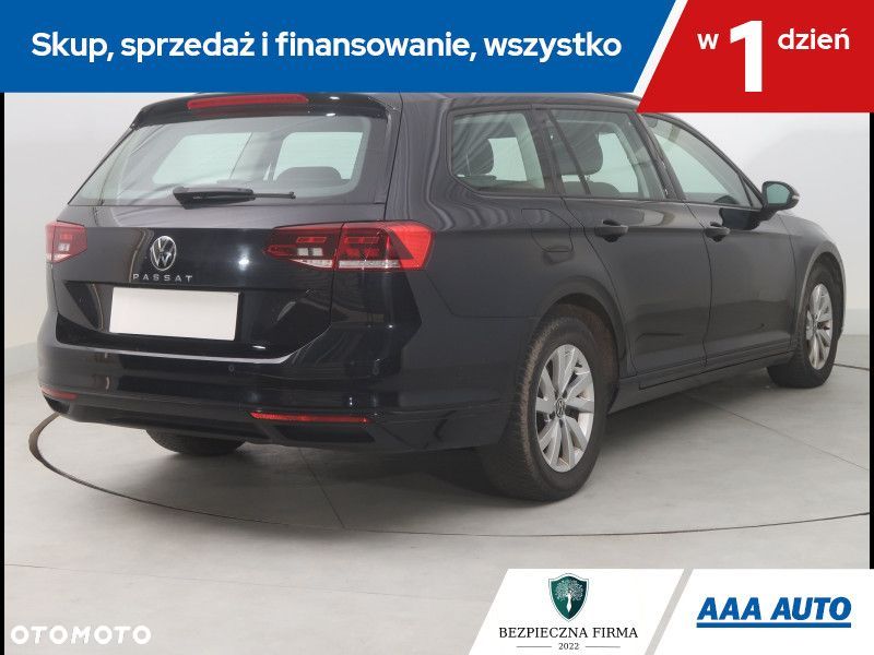 Volkswagen Passat Variant - 7