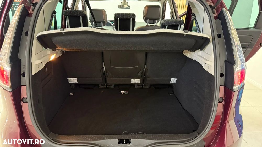 Renault Scenic - 18