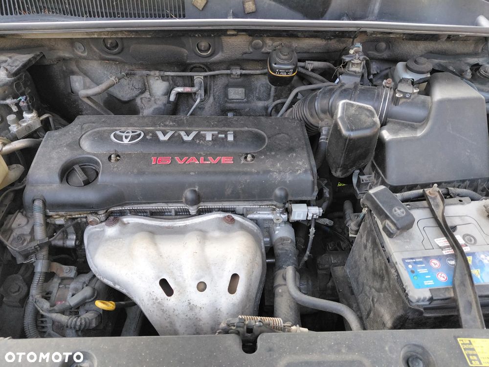 Toyota RAV4 - 1