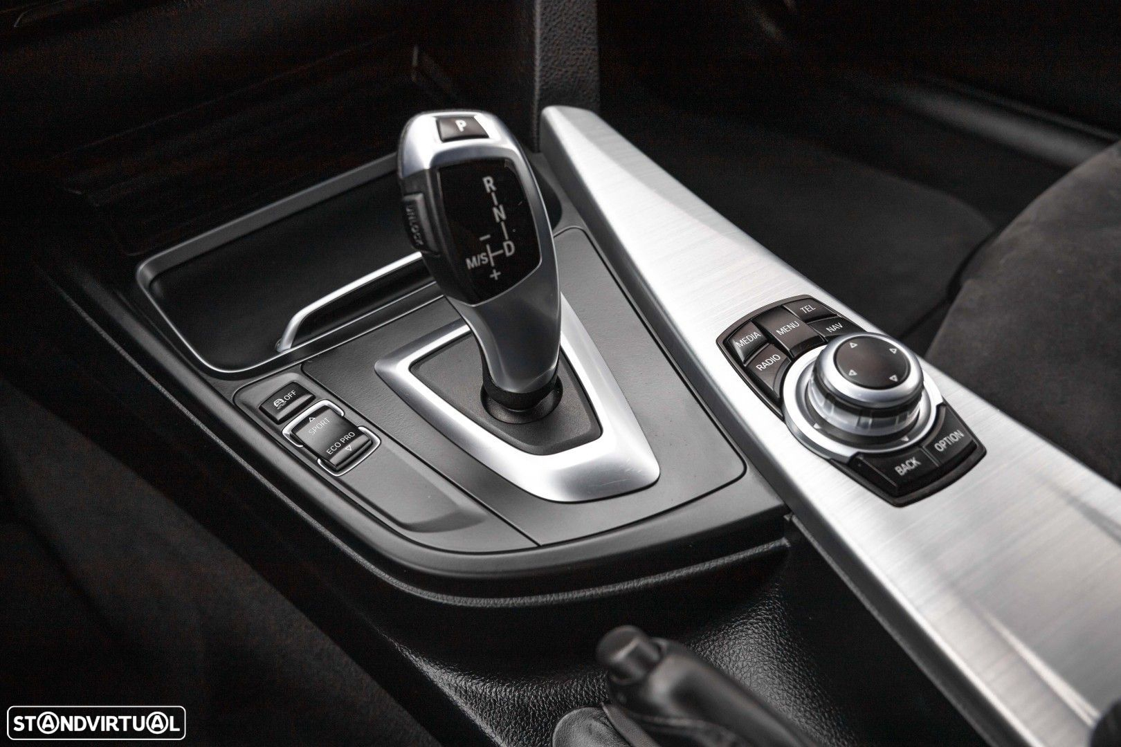BMW 318 d Touring Pack M Auto - 32