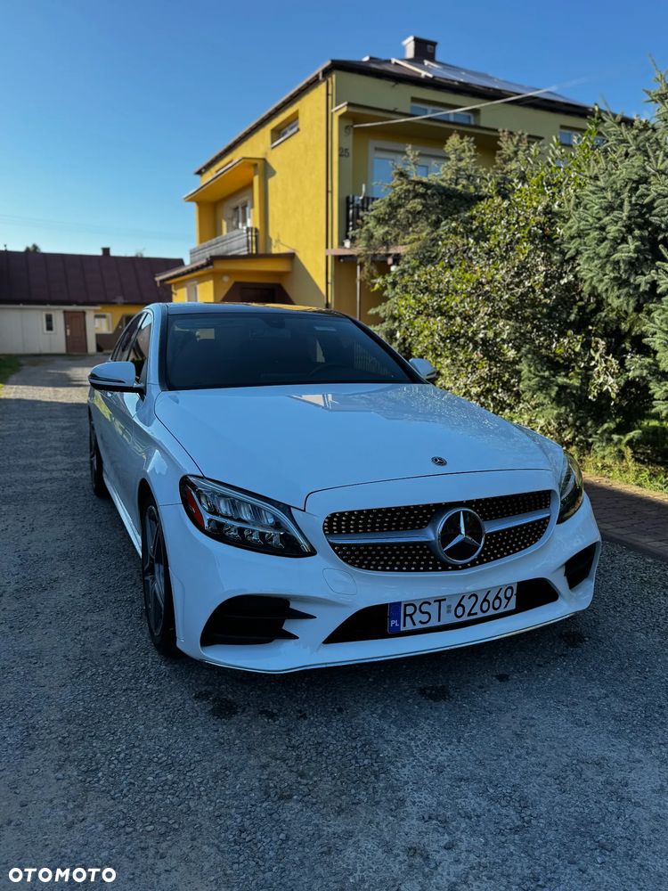 Mercedes-Benz Klasa C 300 9G-TRONIC AMG Line - 2