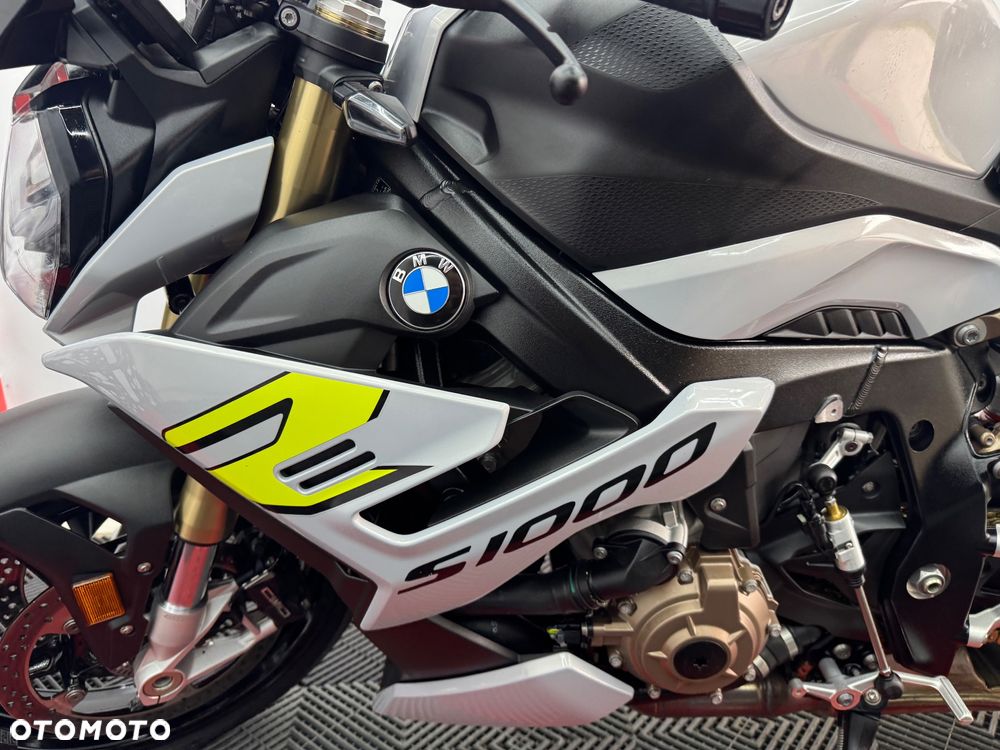 BMW R - 11