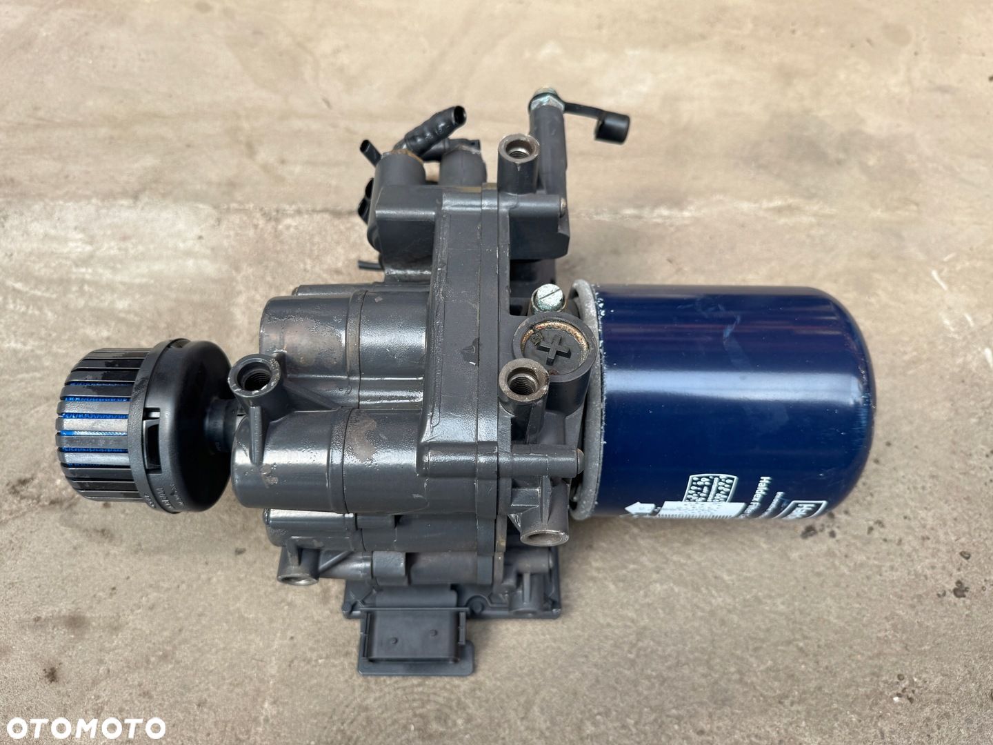 ZAWÓR OSUSZACZ APM POWIETRZA MERCEDES ACTROS MP 4 A0004469564 - 1