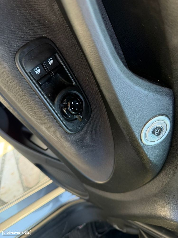 Fiat 500e — fotografia 18