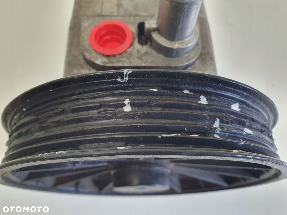 Volvo S80 S60 I XC90 2.5 T POMPA WSPOMAGANIA 8683377 110 bar - 4
