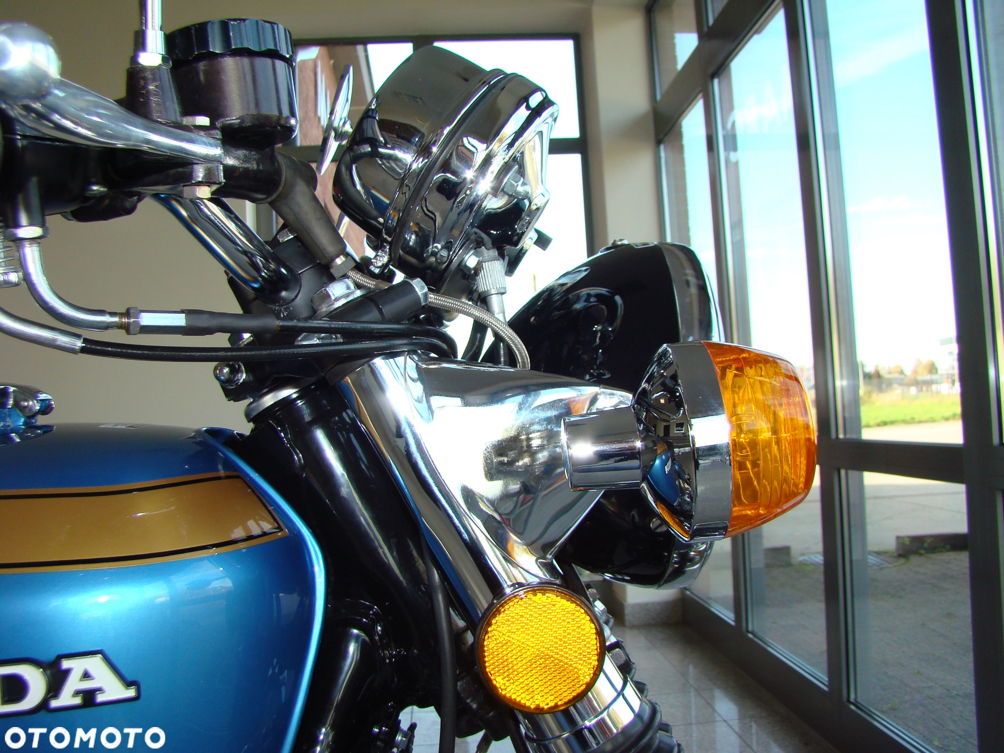 Honda CB - 10