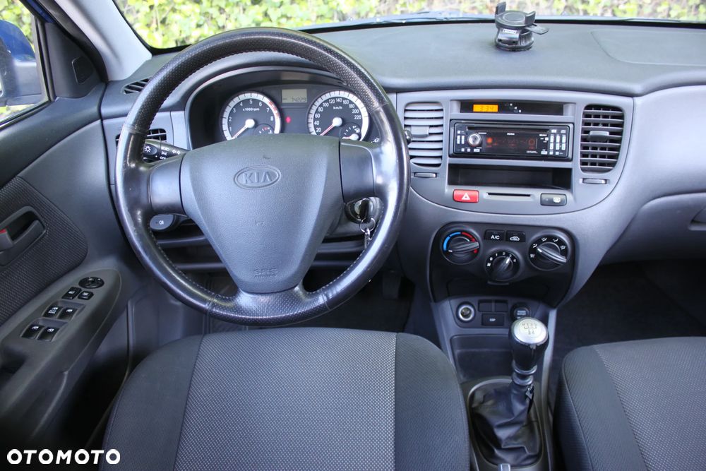 Kia Rio 1.4 Comfort - 6