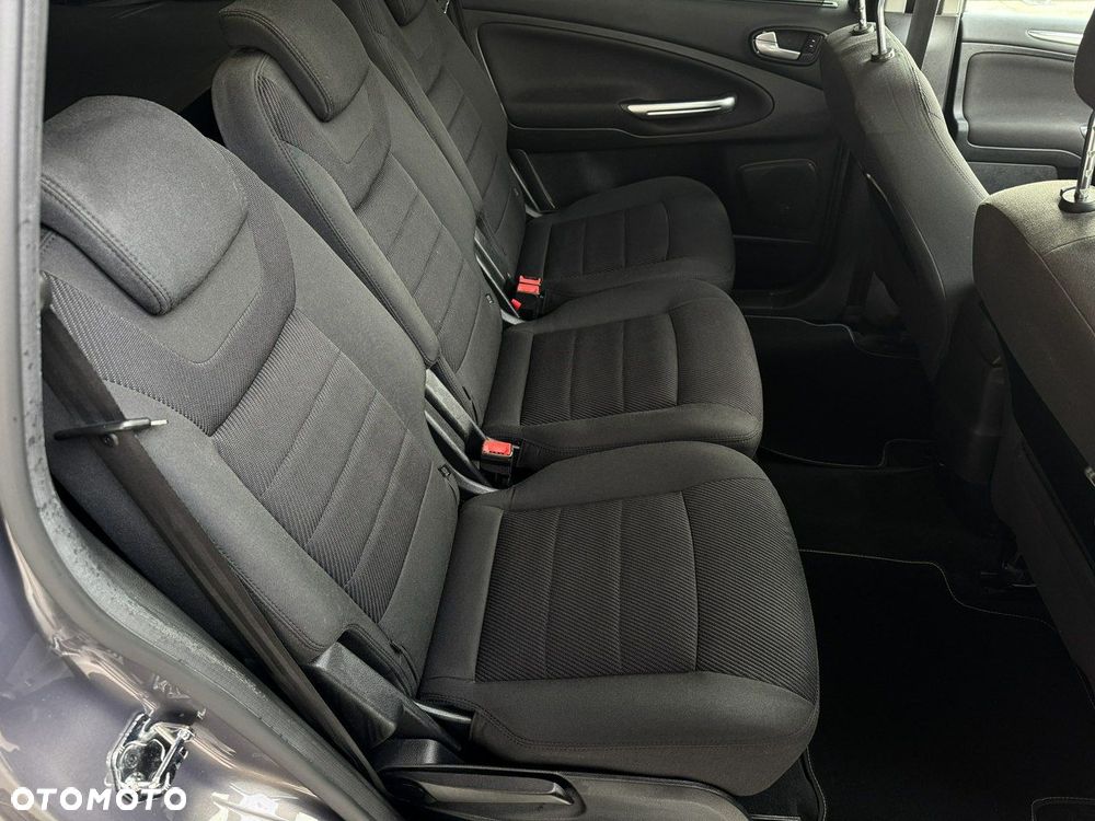 Ford S-Max - 23