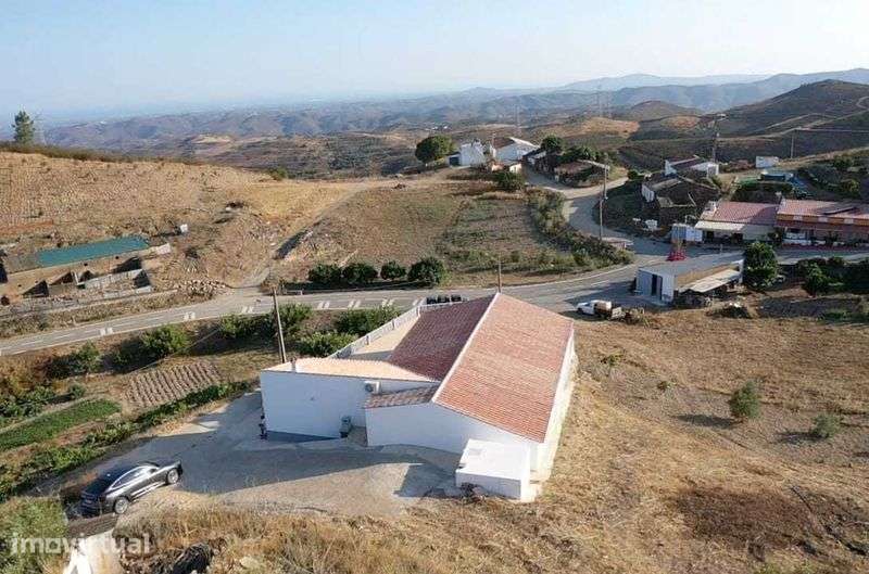 Magnifica moradia na serra de Tavira - Grande imagem: 2/11