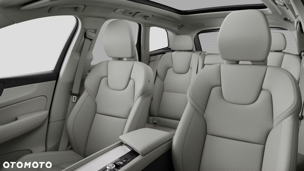 Volvo XC 60 B5 B AWD Ultra Bright - 14