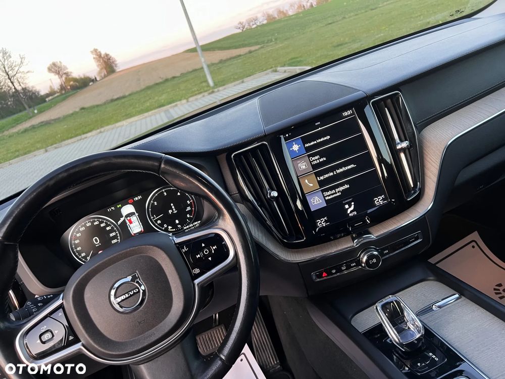 Volvo XC 60 B4 D AWD Geartronic Inscription - 29