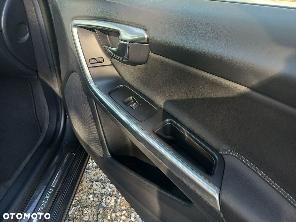 Volvo V60 - 28