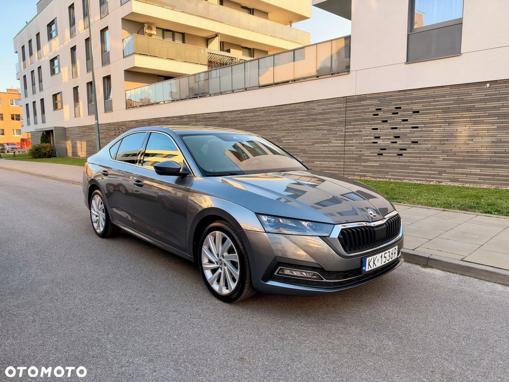 Skoda Octavia 2.0 TDI Style DSG - 2