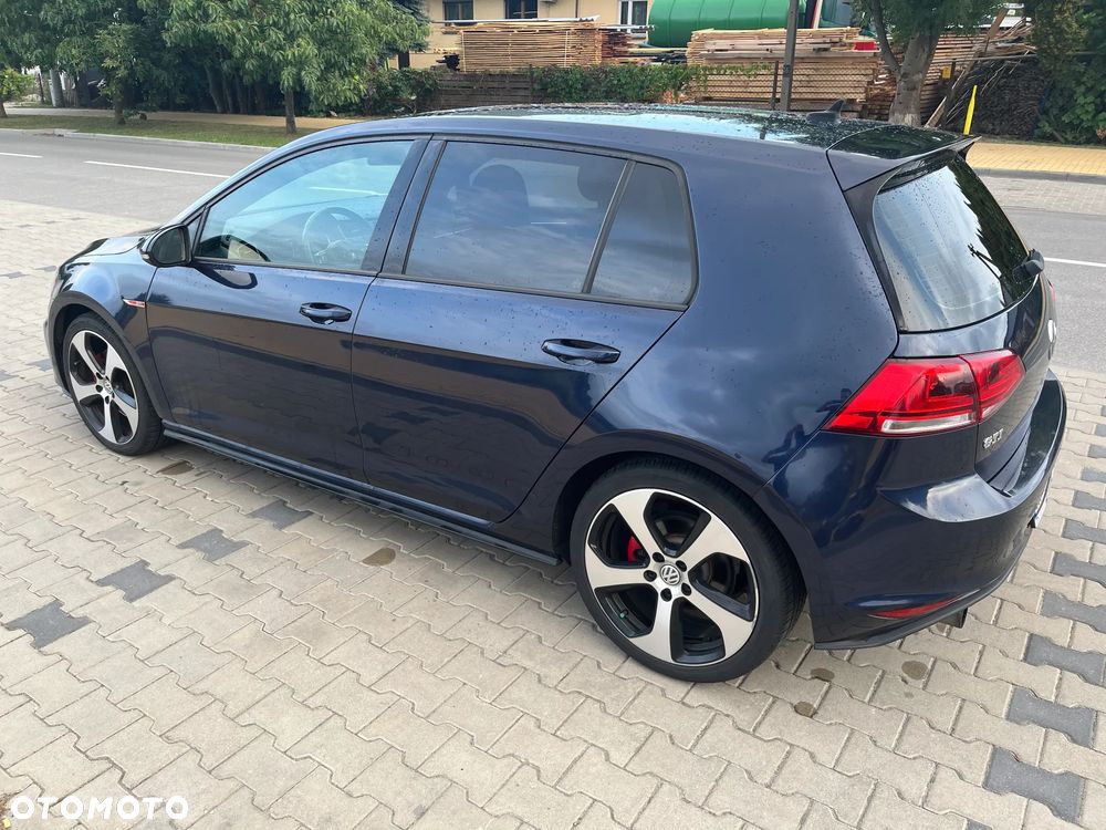 Volkswagen Golf 2.0 TSI BMT GTI DSG - 3