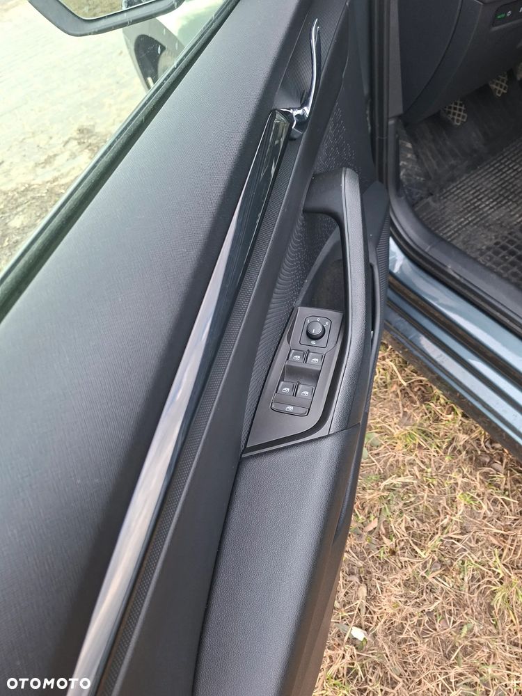 Skoda Octavia 1.5 TSI ACT Ambition - 22