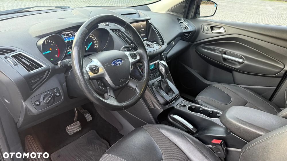 Ford Kuga 2.0 TDCi AWD Titanium - 23