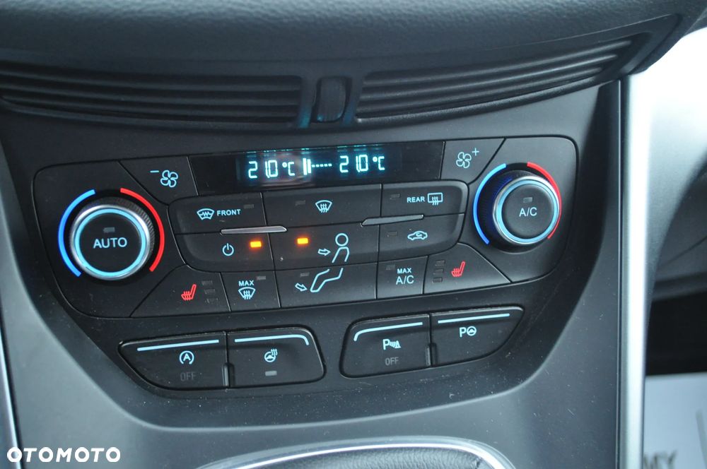 Ford Kuga 1.5 EcoBoost 2x4 Cool & Connect - 20