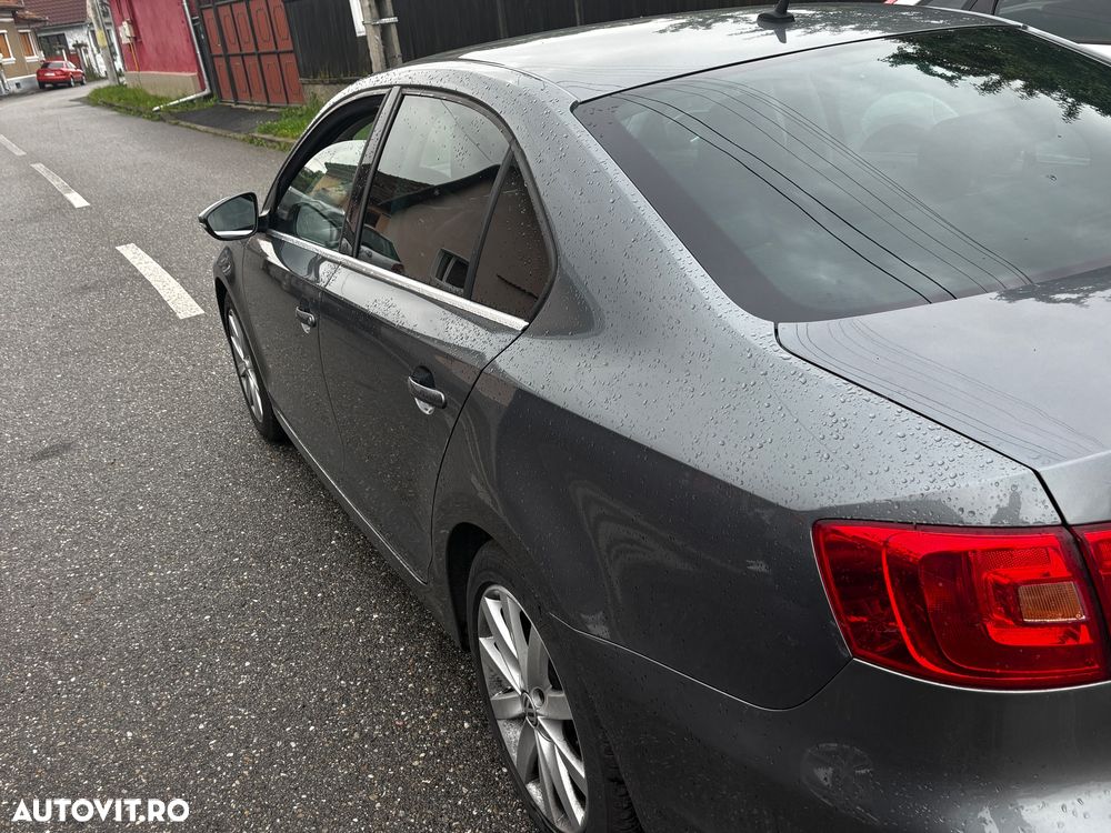 Volkswagen Passat 2.0 TDI Highline DPF DSG - 5