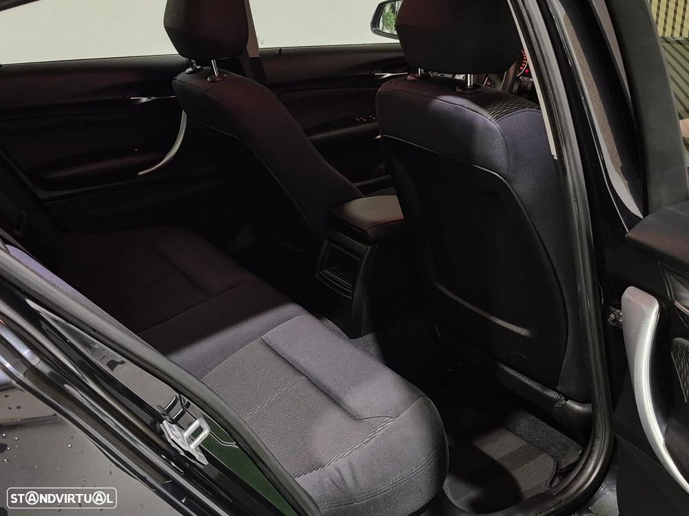 BMW 116 d EfficientDynamics - 26