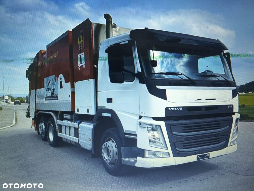 Volvo FM 330 6X2 - 1