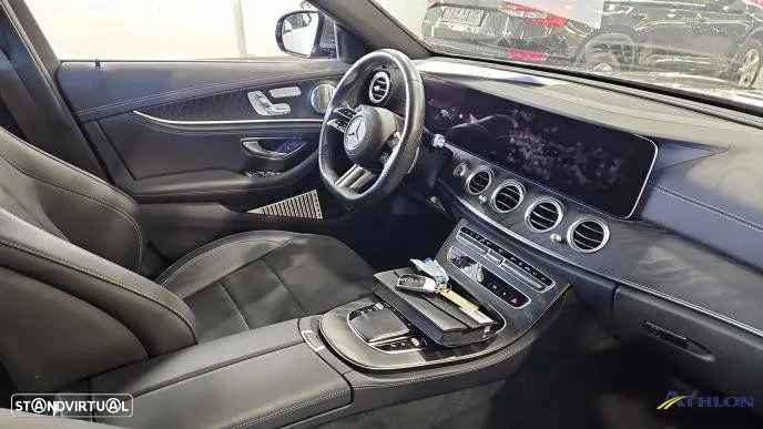 Mercedes-Benz E 300 de AMG Line - 4