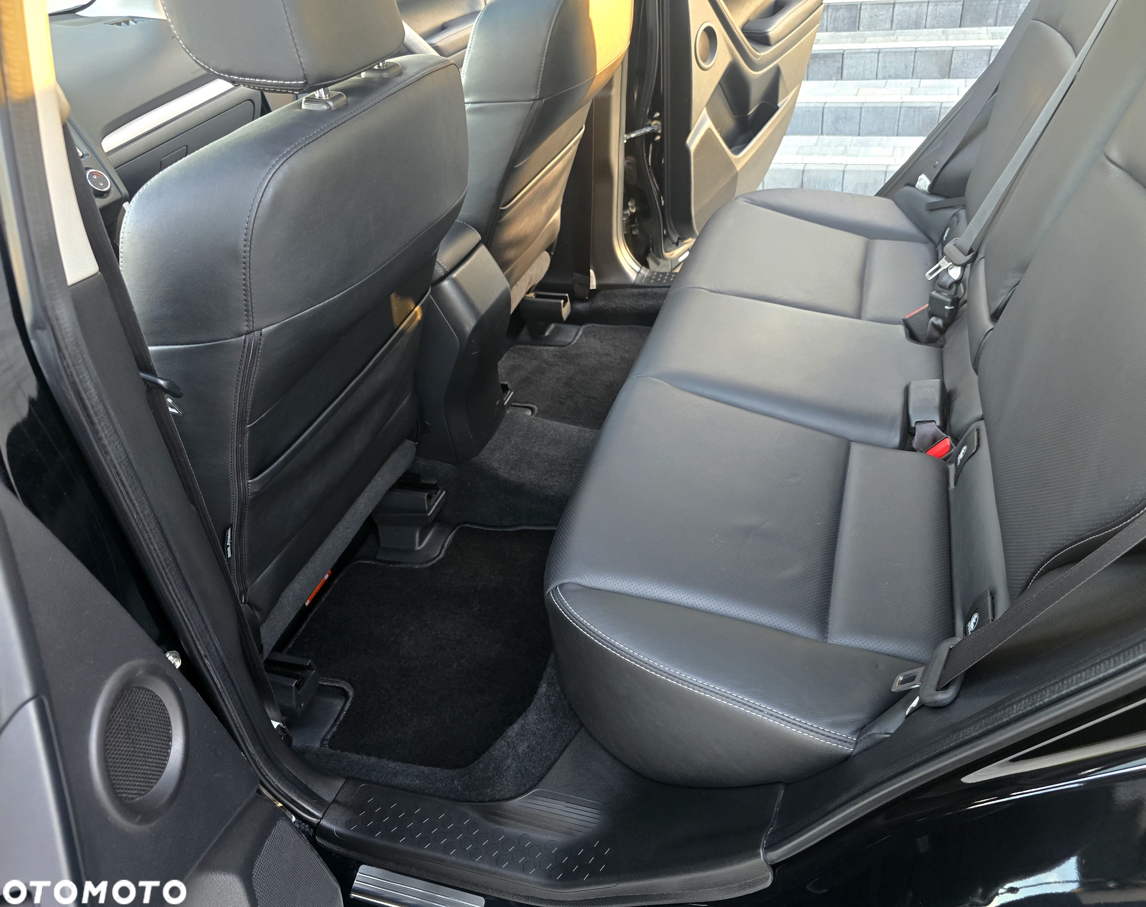 Subaru Forester 2.0XT Platinum Lineartronic - 17