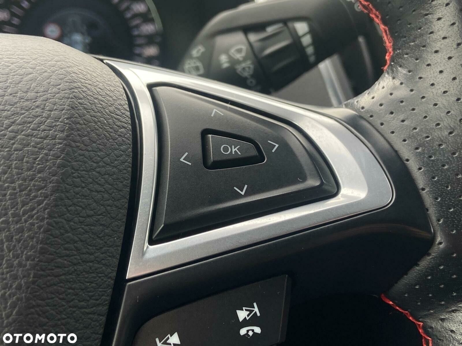 Ford S-Max - 20
