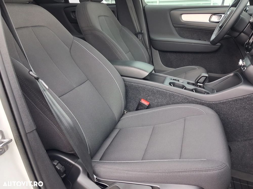 Volvo XC 40 Recharge T5 Twin Engine AT7 Inscription Expression - 31