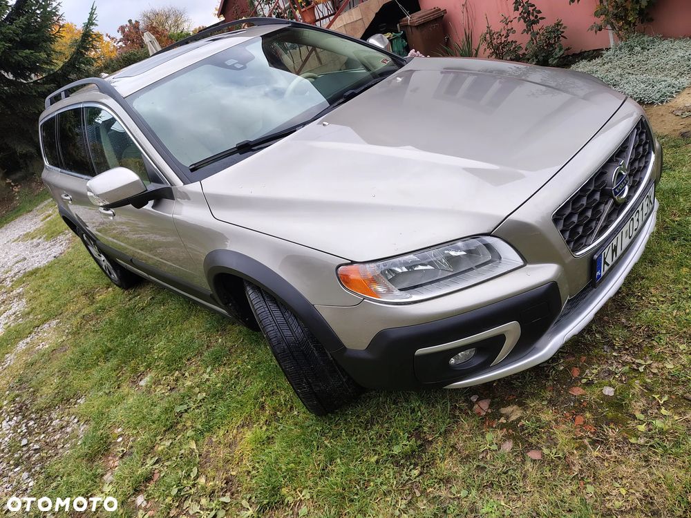 Volvo XC 70 3.2 AWD Momentum - 32