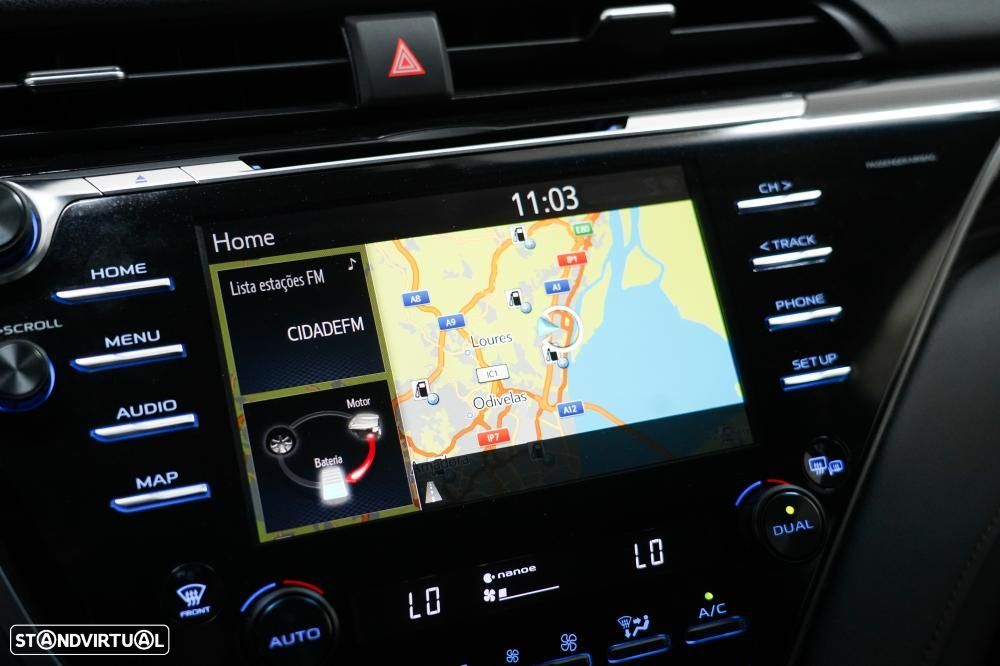 Toyota Camry 2.5 Hybrid Luxury - 10