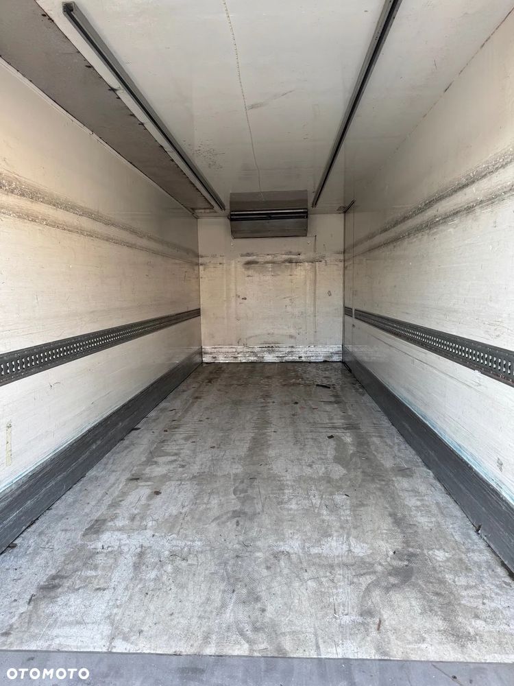 Mercedes-Benz AXOR - 5