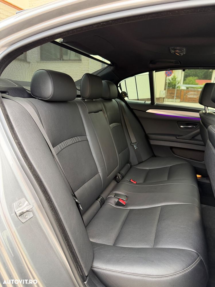 BMW Seria 5 530d xDrive Sport-Aut. - 30