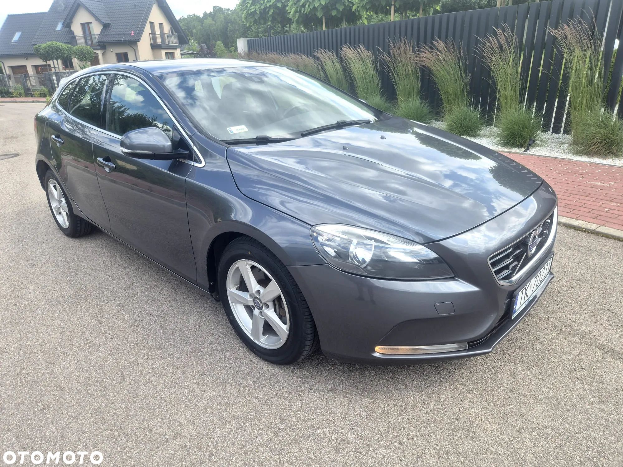 Volvo V40 - 1